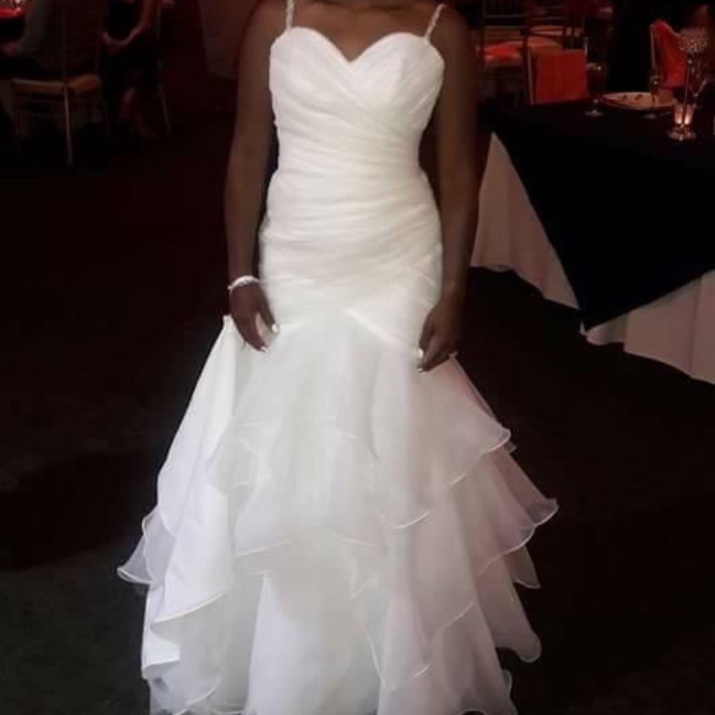 Wedding Dress Previously Worn Wedding Dress Previously Worn
